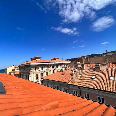 Appartement Mansarda Mazzini à Trieste Extérieur photo