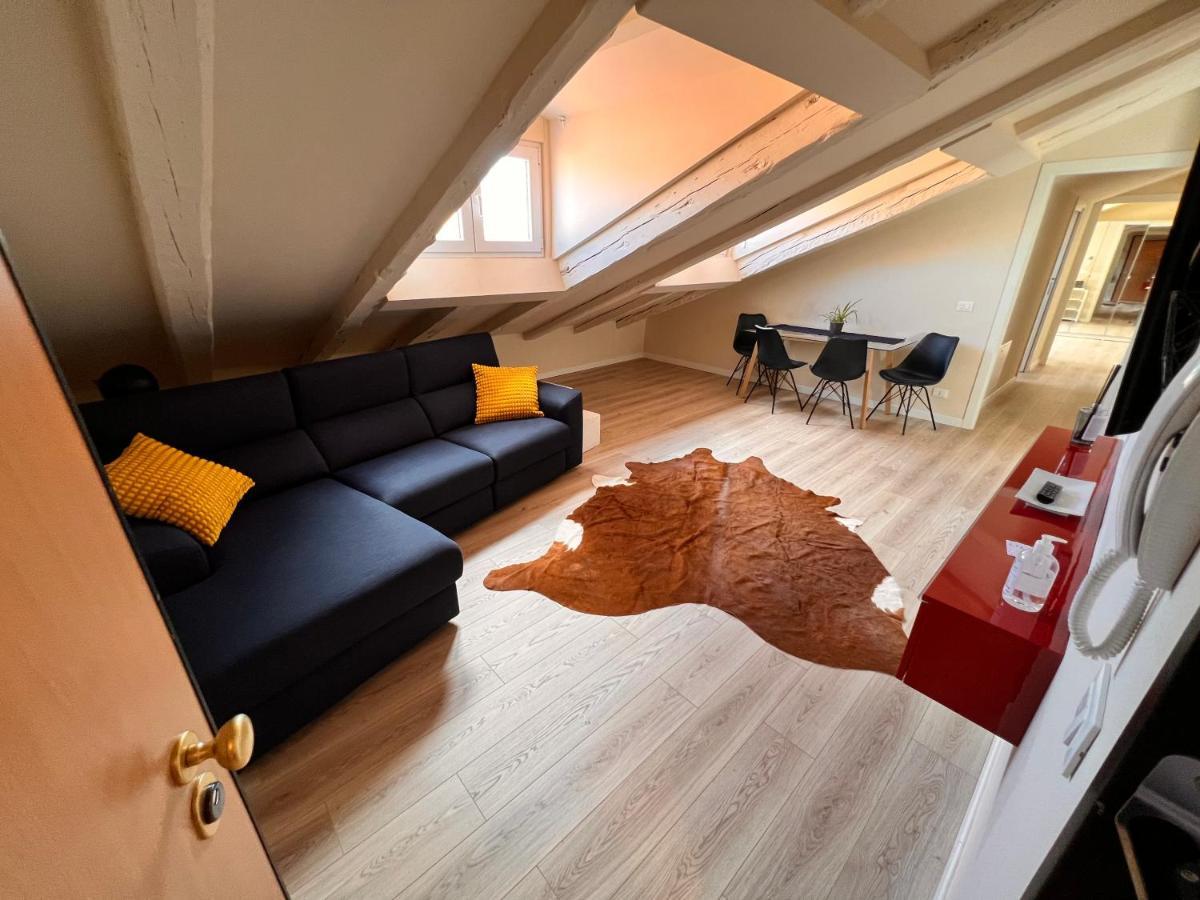 Appartement Mansarda Mazzini à Trieste Extérieur photo