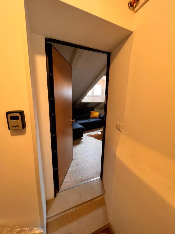 Appartement Mansarda Mazzini à Trieste Extérieur photo